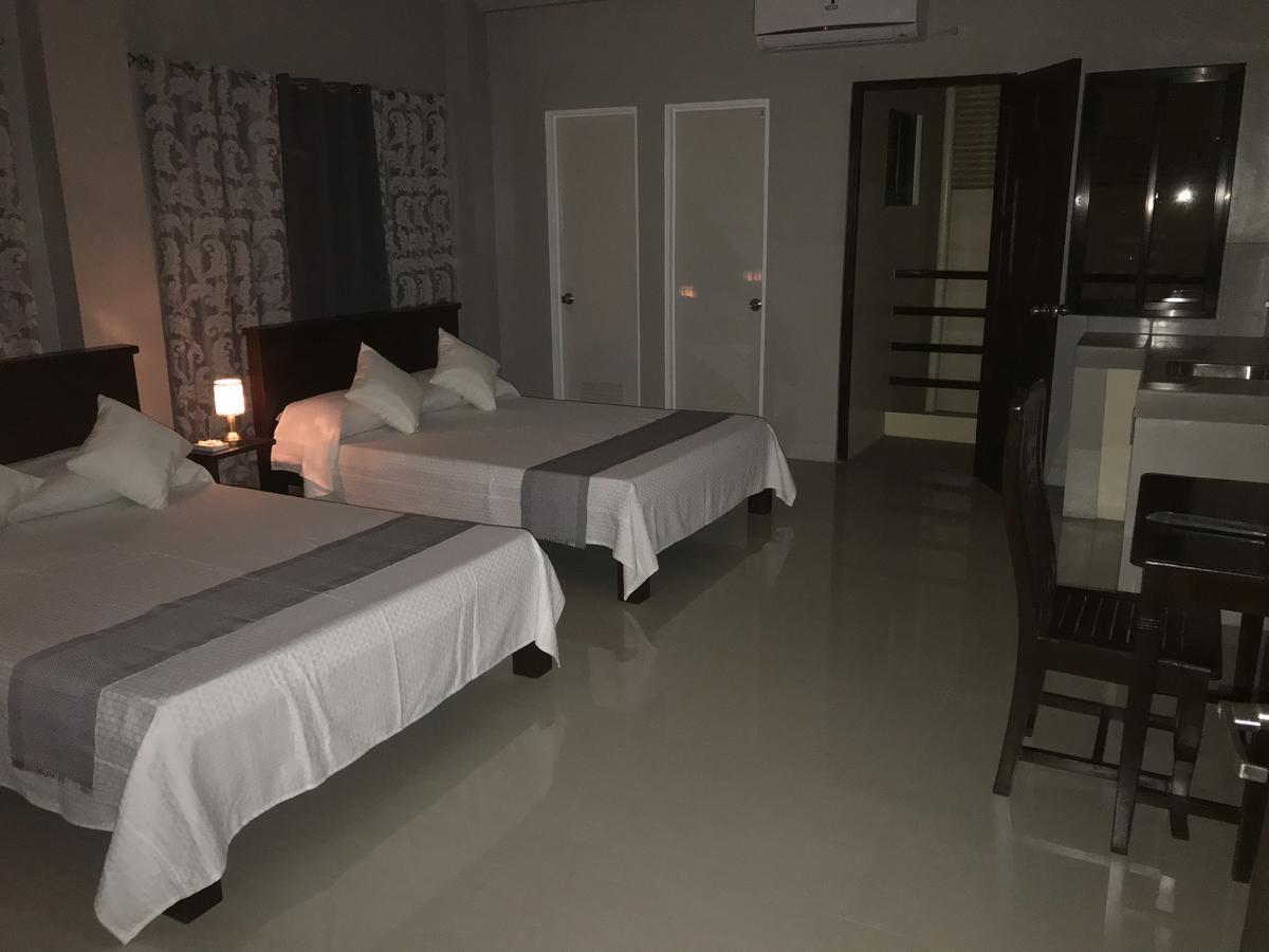 فندق Reddoorz El Senor Jesus Apartelle Vigan Ilocos المظهر الخارجي الصورة