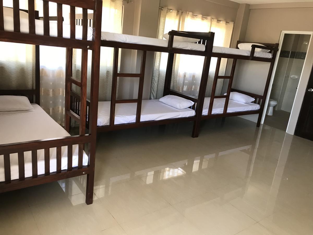 فندق Reddoorz El Senor Jesus Apartelle Vigan Ilocos المظهر الخارجي الصورة