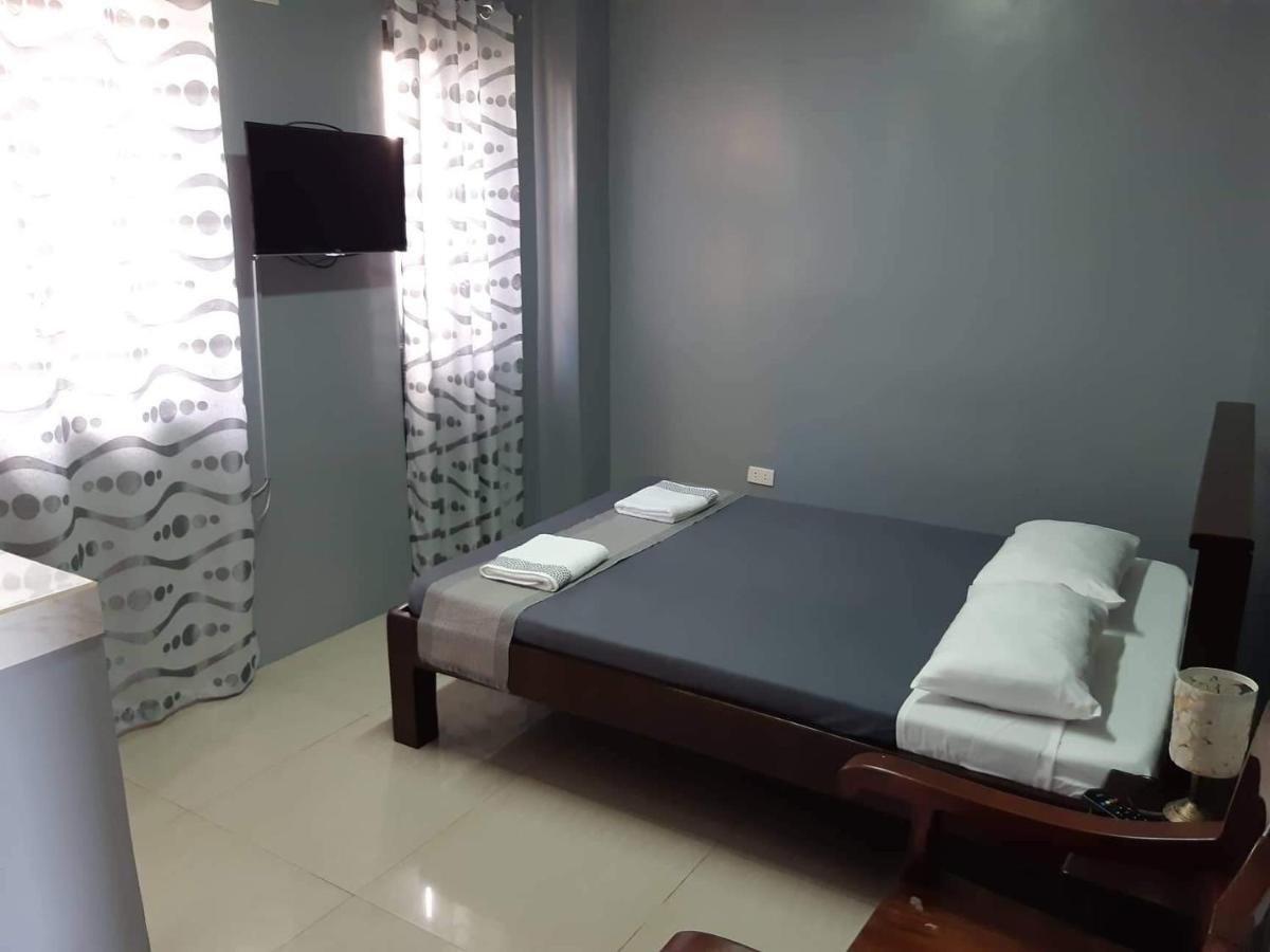 فندق Reddoorz El Senor Jesus Apartelle Vigan Ilocos المظهر الخارجي الصورة